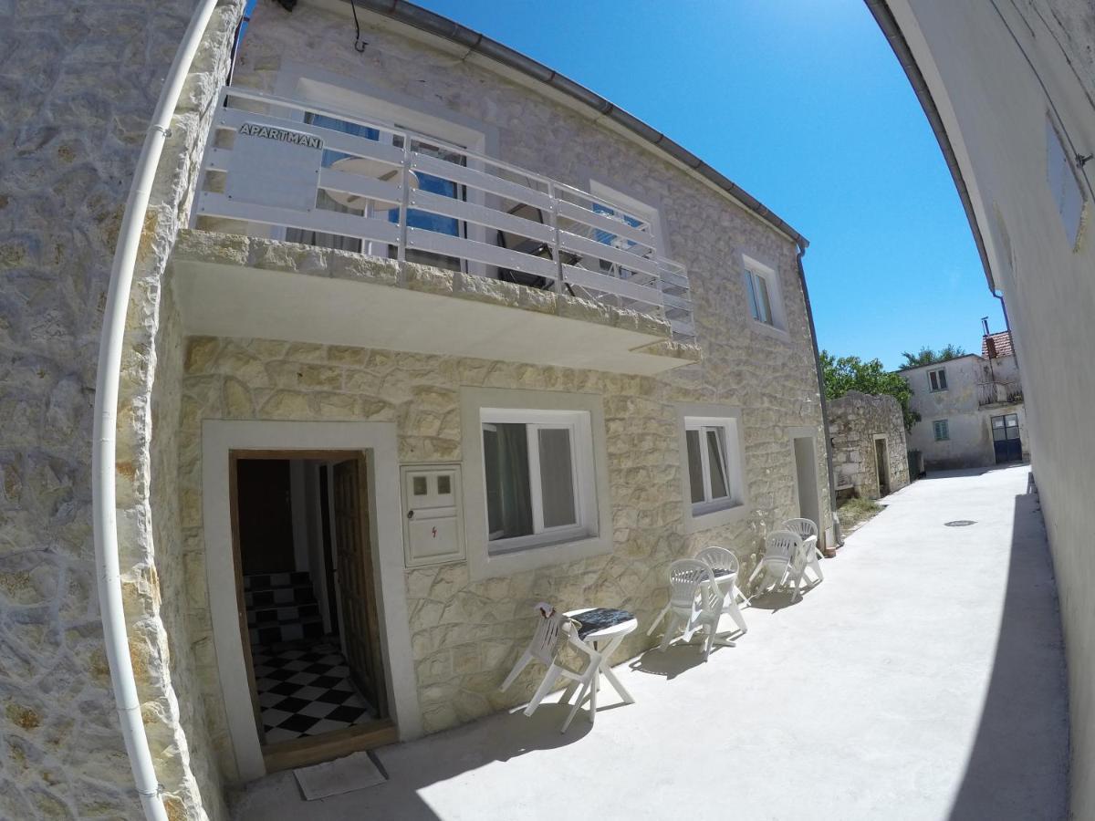 Apartments And Rooms By The Sea Bibinje, Zadar - 6199 Exteriér fotografie